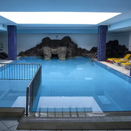 Hotel Land Of Paradise 4*